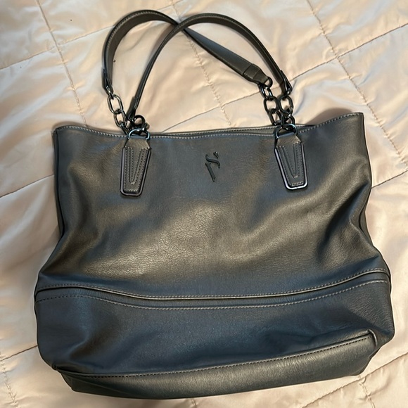 Simply Vera Vera Wang Handbags - Simplvera Vera Wang purse